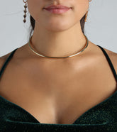 Timeless Chic Curved Collar Necklace